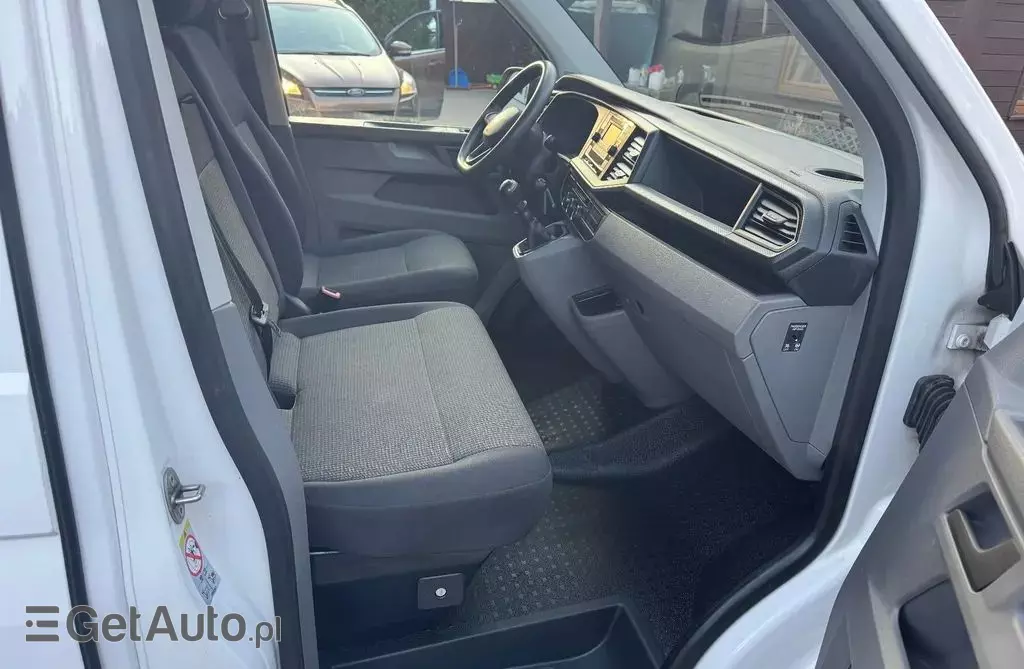 VOLKSWAGEN TRANSPORTER 