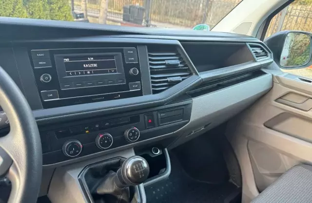 VOLKSWAGEN TRANSPORTER 