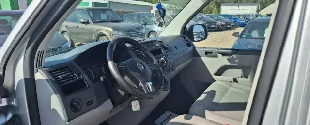 VOLKSWAGEN TRANSPORTER 