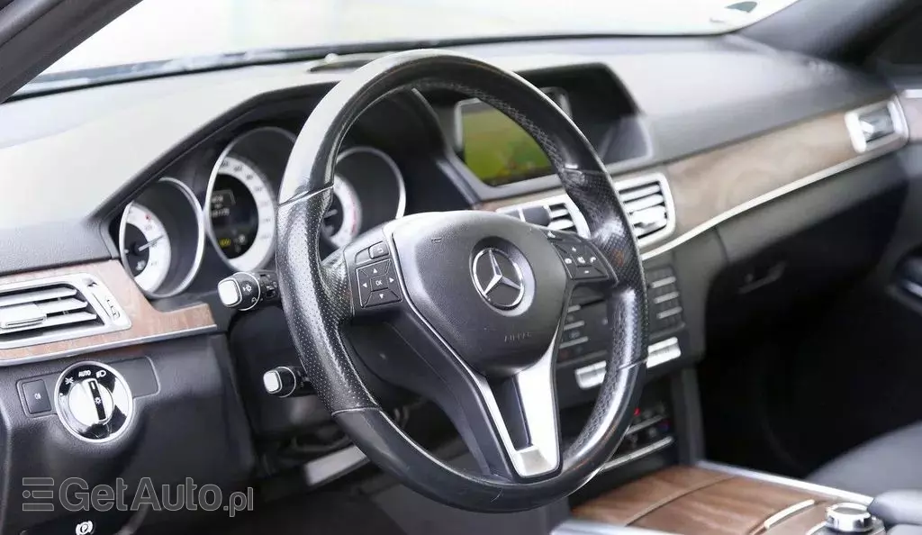 MERCEDES-BENZ Klasa E 