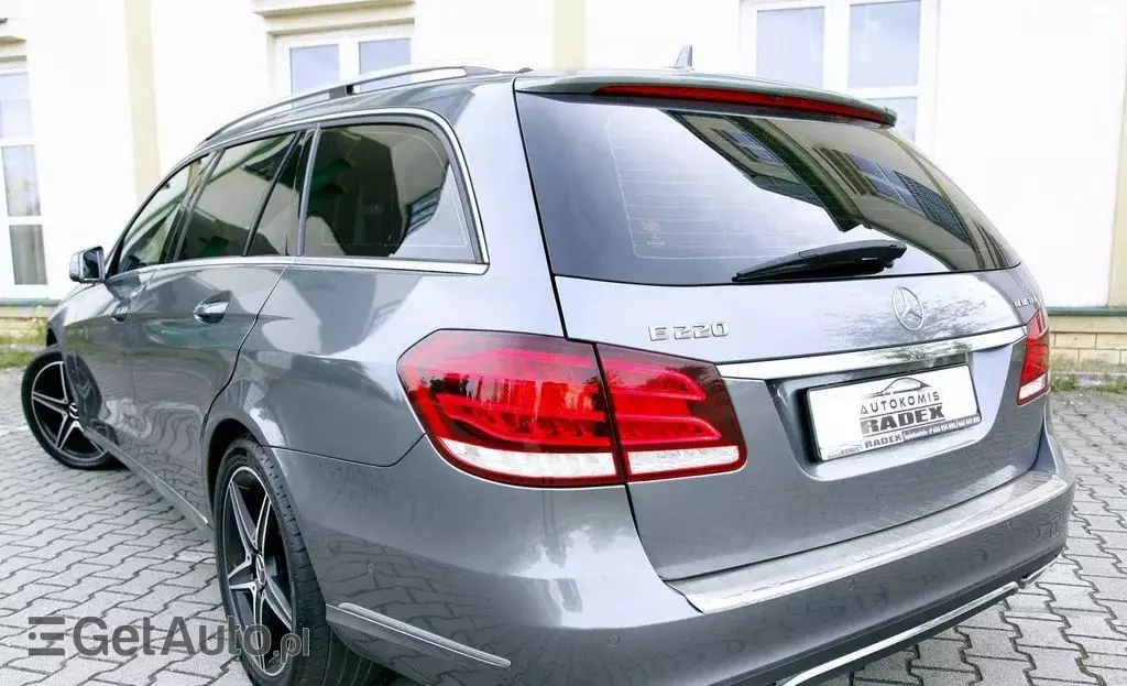 MERCEDES-BENZ Klasa E 