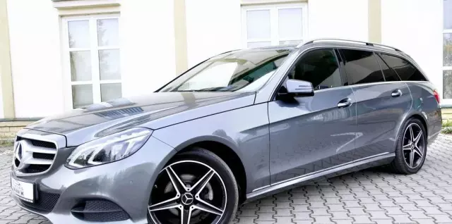 MERCEDES-BENZ Klasa E 