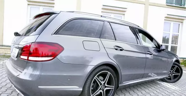 MERCEDES-BENZ Klasa E 