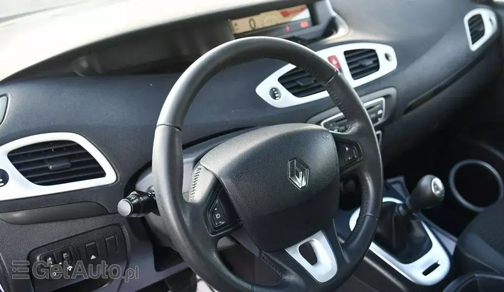 RENAULT Grand Scenic 