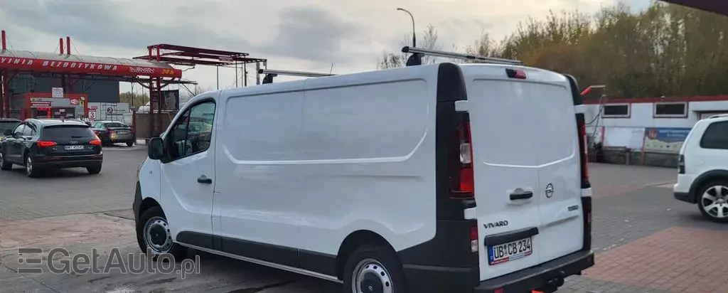 OPEL Vivaro 