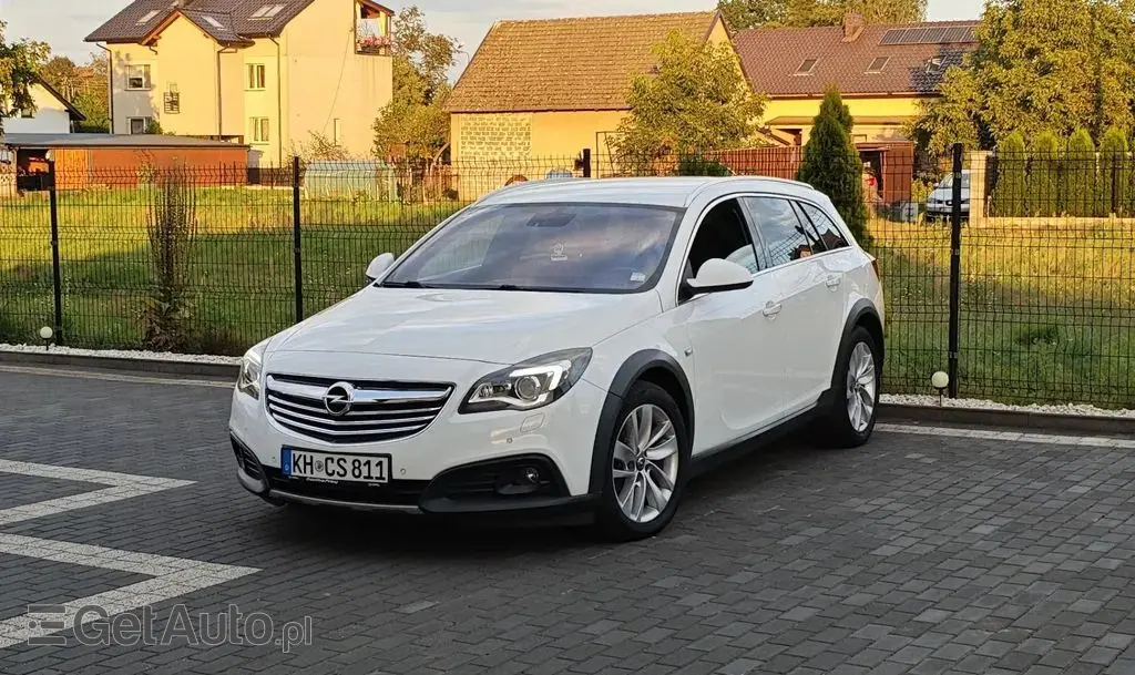 OPEL Insignia 