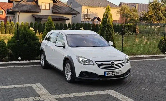 OPEL Insignia 
