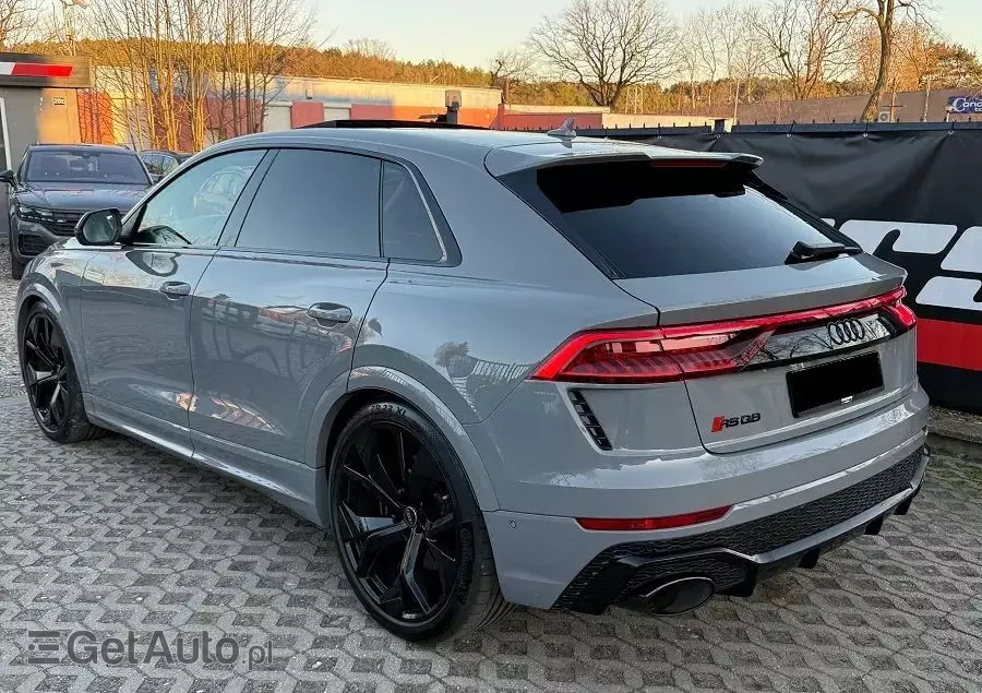 AUDI RS Q8 TFSI quattro tiptronic