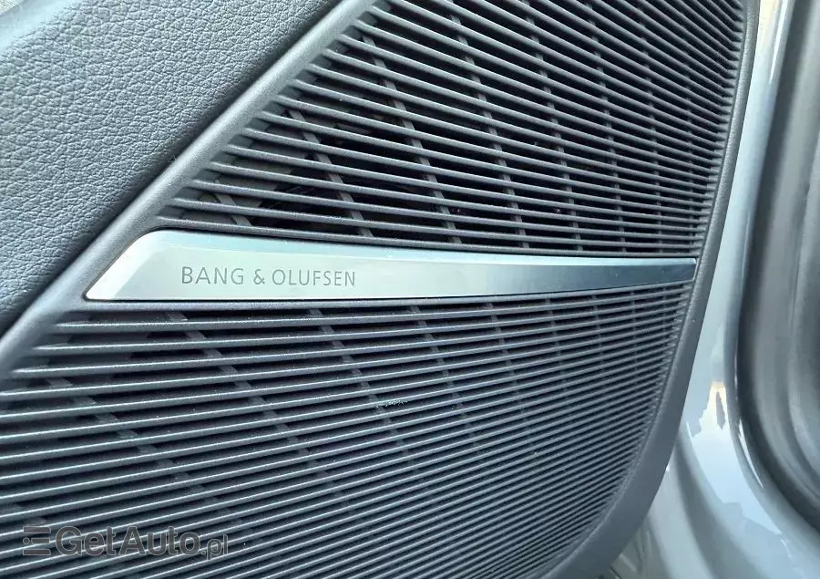 AUDI RS Q8 TFSI quattro tiptronic