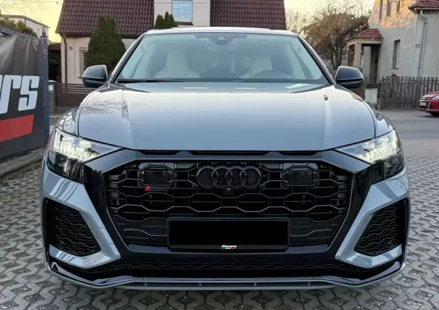AUDI RS Q8 TFSI quattro tiptronic