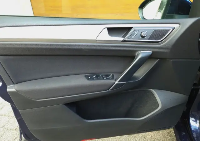 VOLKSWAGEN Golf Sportsvan 1.4 TSI (BlueMotion Technology) Comfortline