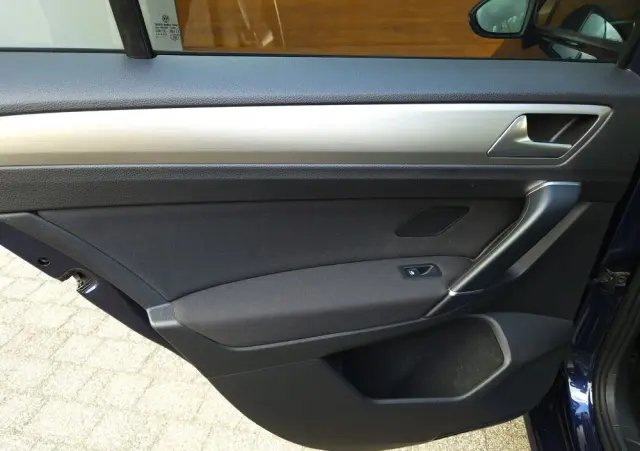 VOLKSWAGEN Golf Sportsvan 1.4 TSI (BlueMotion Technology) Comfortline