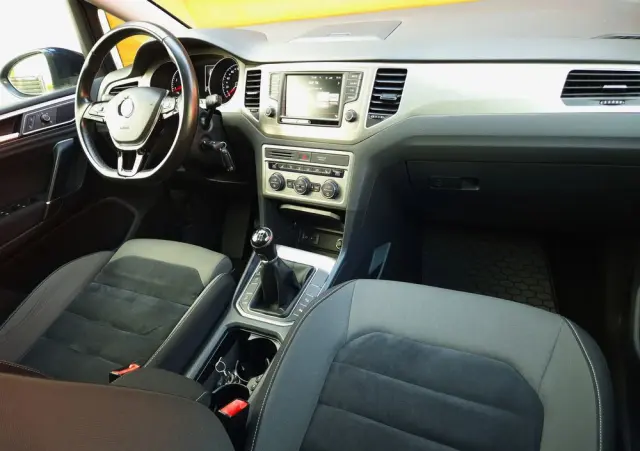 VOLKSWAGEN Golf Sportsvan 1.4 TSI (BlueMotion Technology) Comfortline