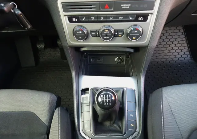 VOLKSWAGEN Golf Sportsvan 1.4 TSI (BlueMotion Technology) Comfortline