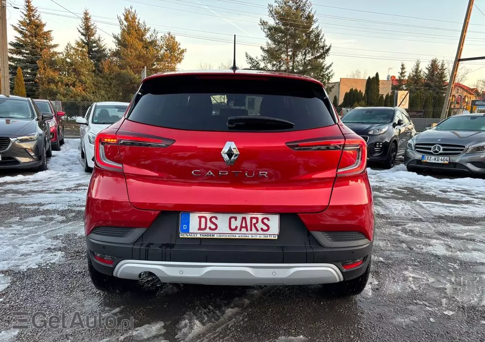 RENAULT Captur TCe 90 EXPERIENCE