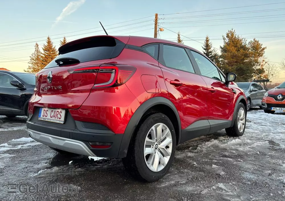 RENAULT Captur TCe 90 EXPERIENCE