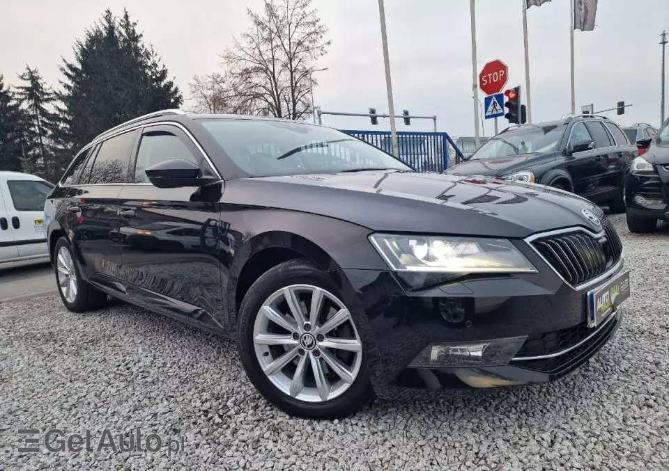 SKODA Superb 1.6 TDI Ambition DSG