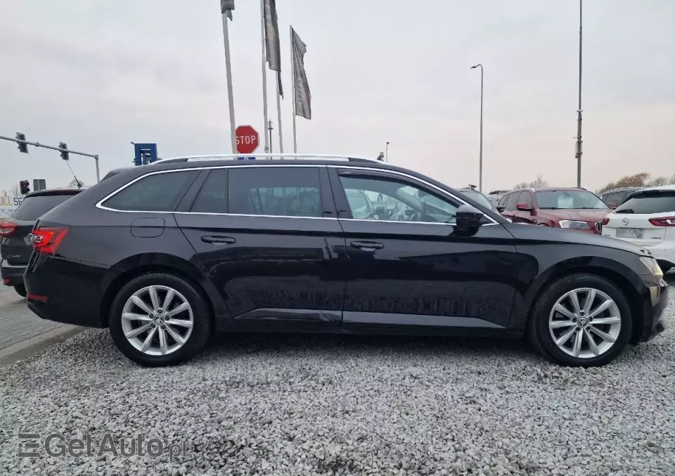 SKODA Superb 1.6 TDI Ambition DSG