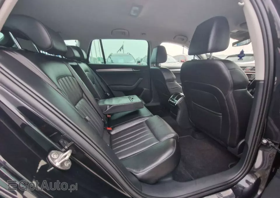 SKODA Superb 1.6 TDI Ambition DSG