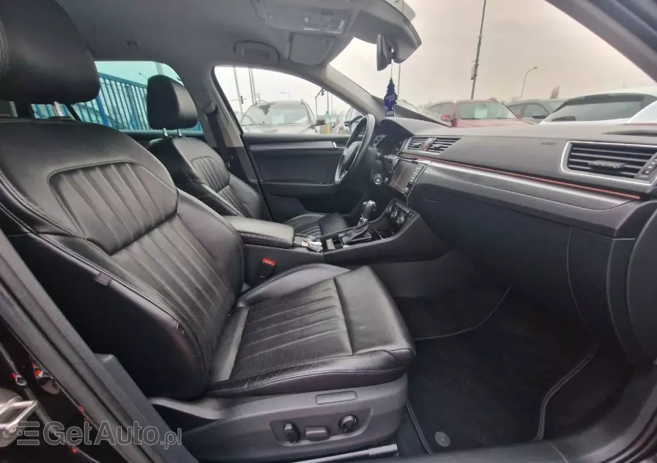 SKODA Superb 1.6 TDI Ambition DSG