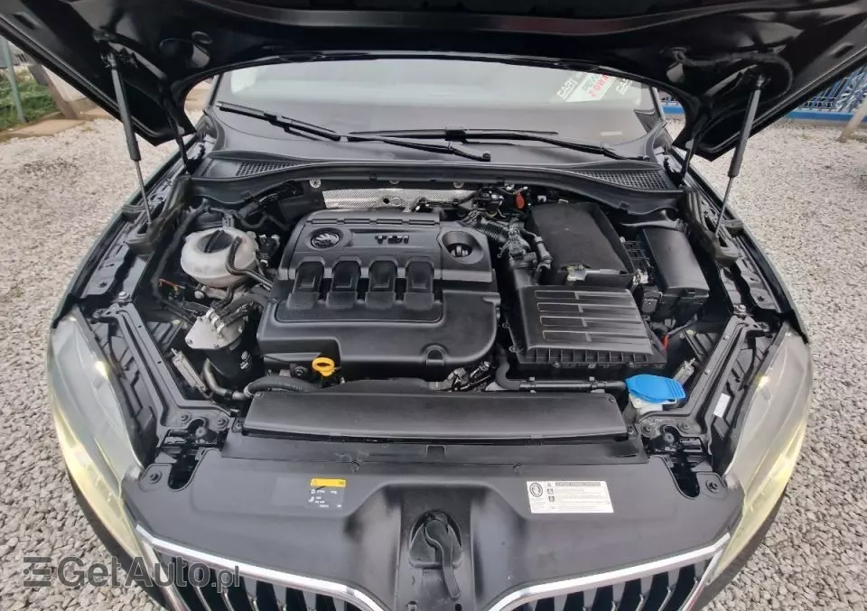 SKODA Superb 1.6 TDI Ambition DSG