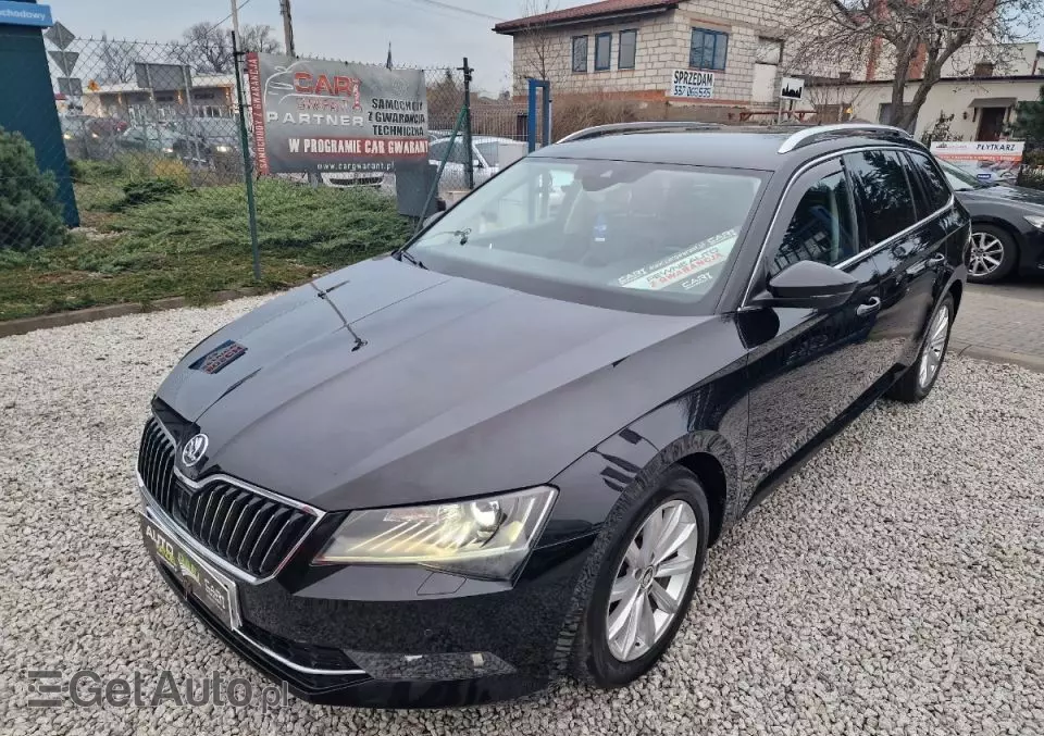 SKODA Superb 1.6 TDI Ambition DSG