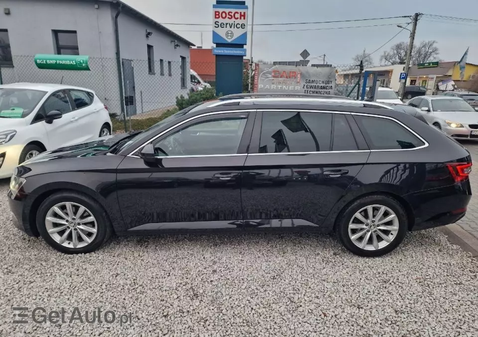 SKODA Superb 1.6 TDI Ambition DSG