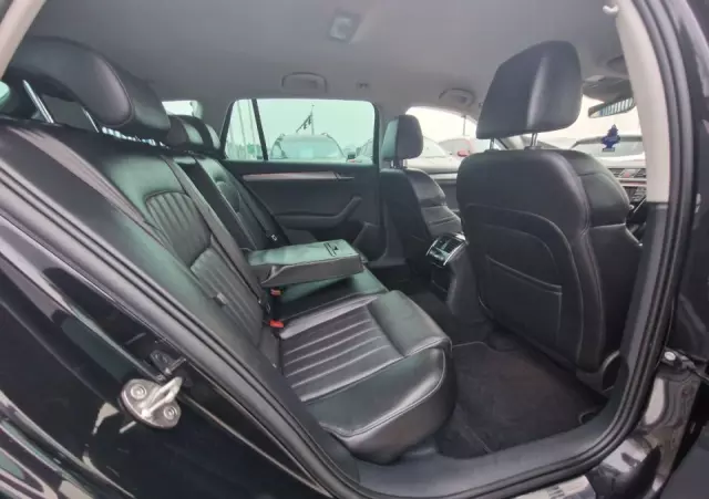 SKODA Superb 1.6 TDI Ambition DSG