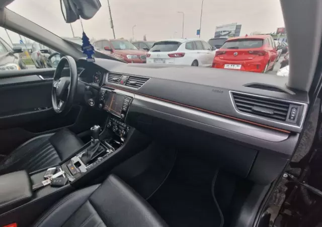 SKODA Superb 1.6 TDI Ambition DSG