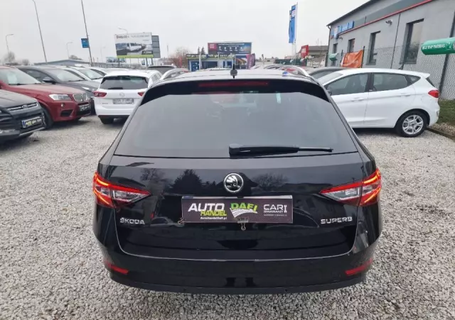 SKODA Superb 1.6 TDI Ambition DSG