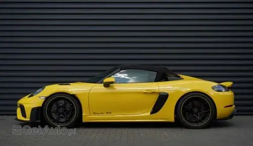 PORSCHE Spyder 