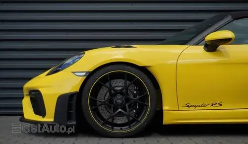 PORSCHE Spyder 