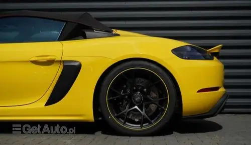 PORSCHE Spyder 