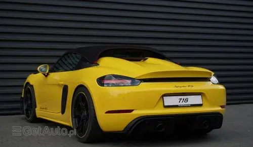 PORSCHE Spyder 