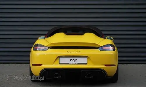 PORSCHE Spyder 