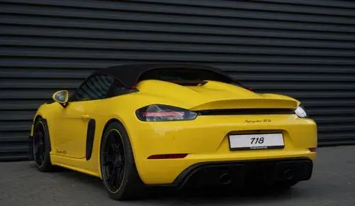 PORSCHE Spyder 