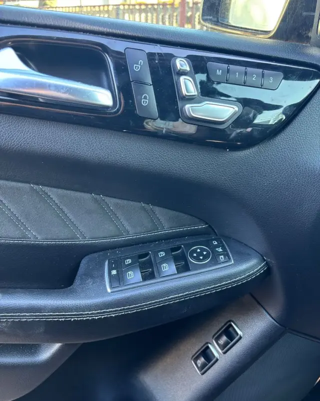 MERCEDES-BENZ GLE 