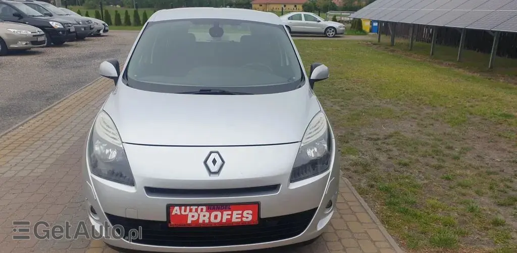 RENAULT Grand Scenic 