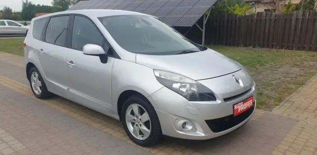 RENAULT Grand Scenic 