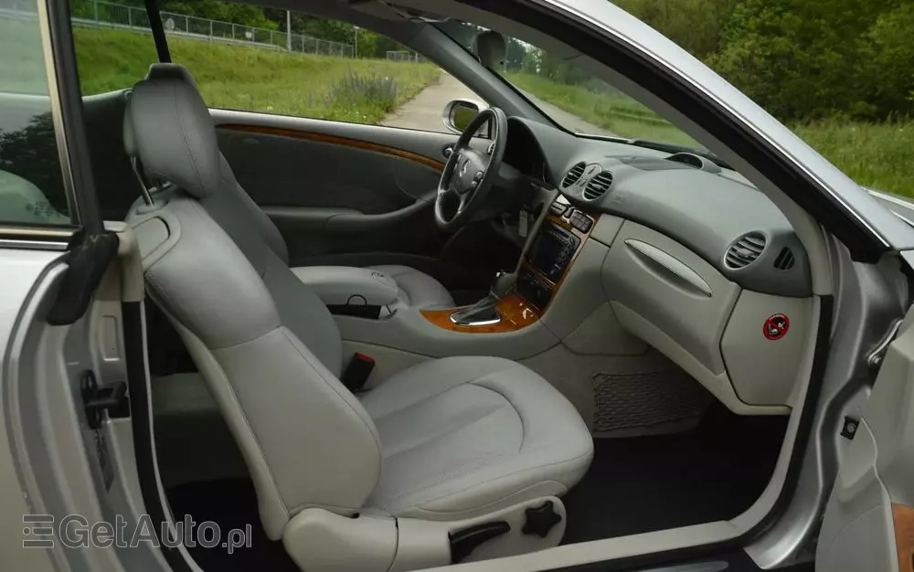 MERCEDES-BENZ CLK 320 Elegance