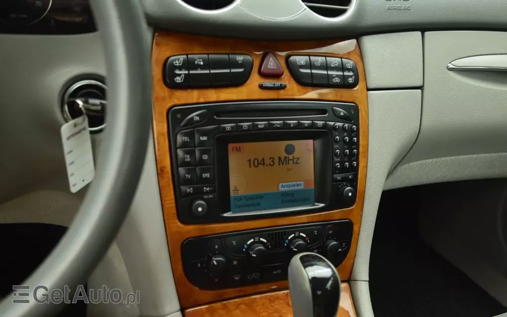 MERCEDES-BENZ CLK 320 Elegance