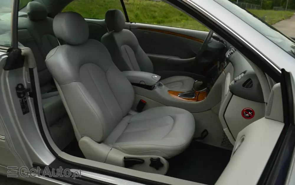 MERCEDES-BENZ CLK 320 Elegance