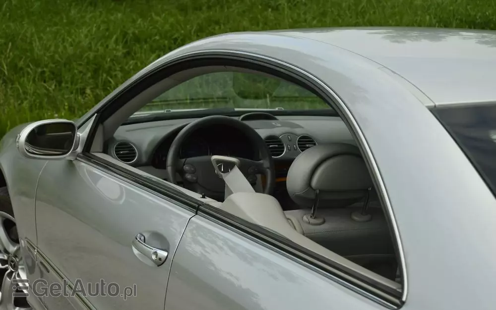 MERCEDES-BENZ CLK 320 Elegance