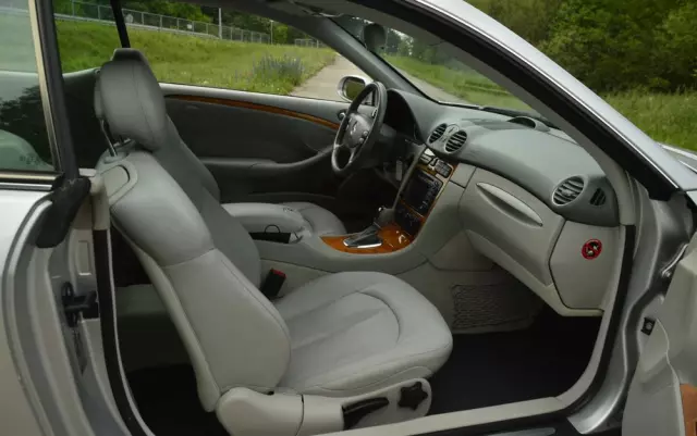 MERCEDES-BENZ CLK 320 Elegance