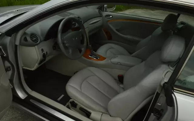 MERCEDES-BENZ CLK 320 Elegance