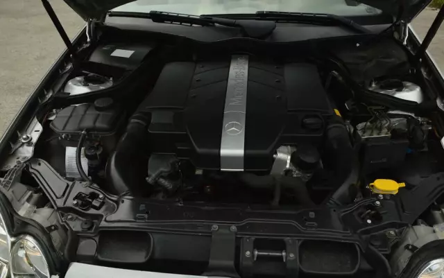 MERCEDES-BENZ CLK 320 Elegance