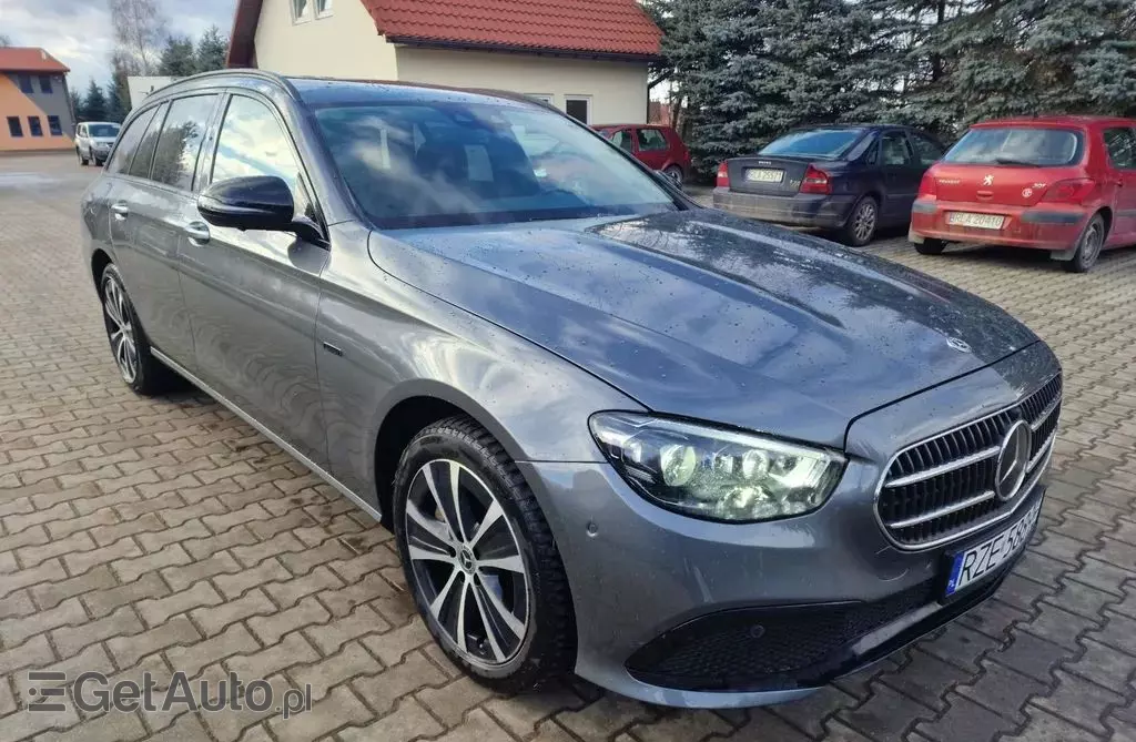 MERCEDES-BENZ Klasa E 