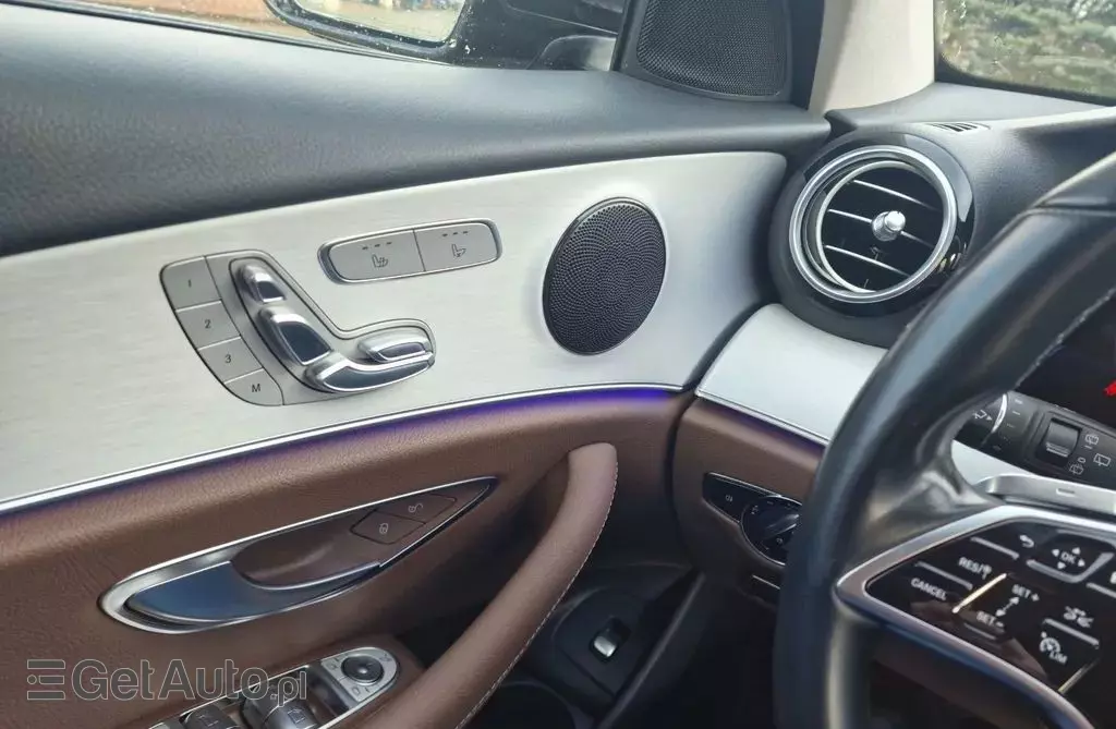 MERCEDES-BENZ Klasa E 