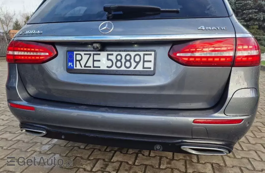 MERCEDES-BENZ Klasa E 