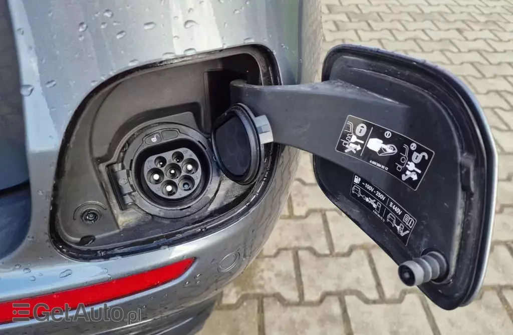 MERCEDES-BENZ Klasa E 